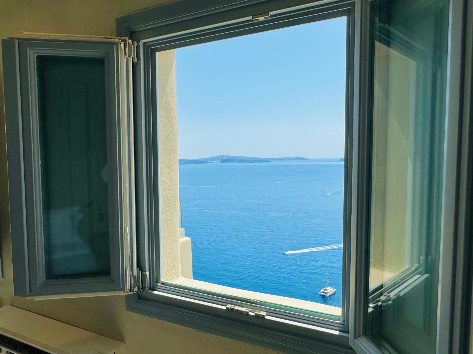 Santoroia Luxury Suites By Caldera Houses Exterior photo